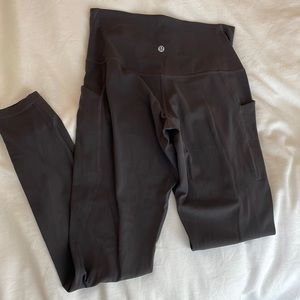 Lululemon align with pockets